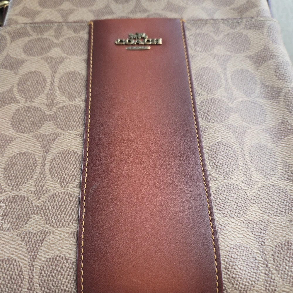 Coach EUC Kitt Signature Jacquard Crossbody Bag - Picture 5 of 16